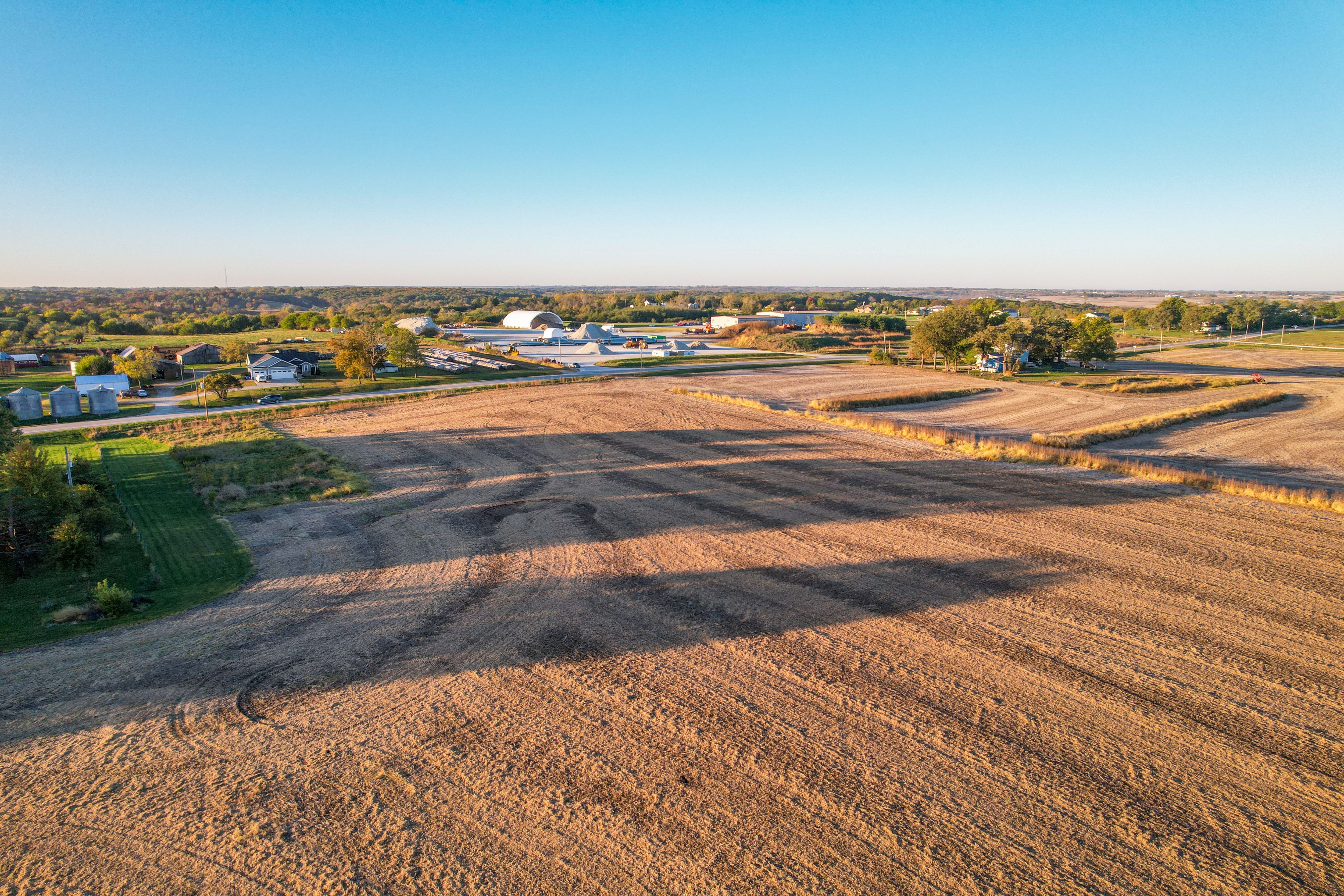 Listing Photo: 18712-Photo Oct 22 2025 8 12 43 AM